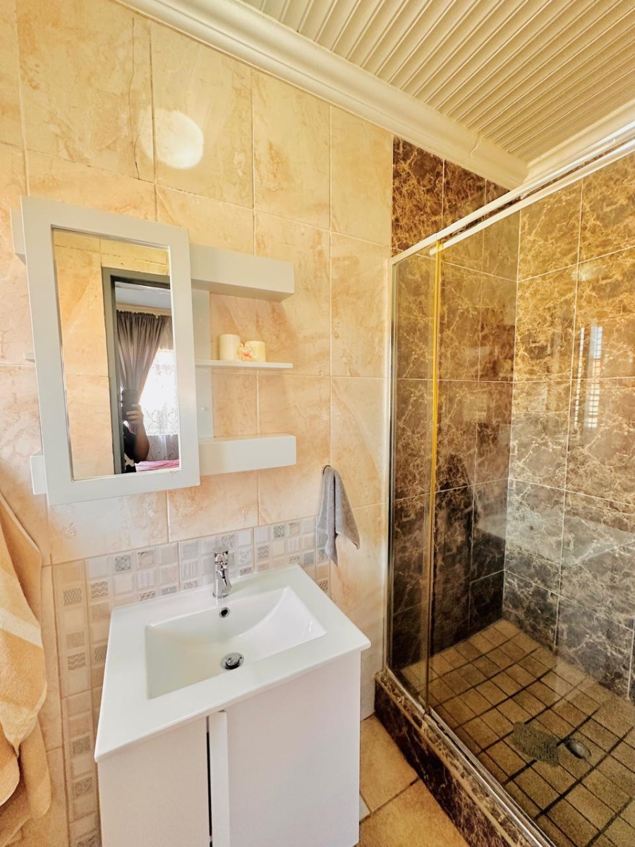 3 Bedroom Property for Sale in Waterval East North West